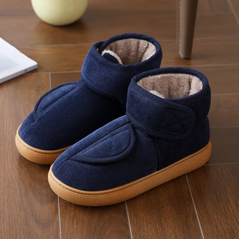 Large opening warm boots with anti-slip rubber soles for men and women, unisex slip-on design in wine red