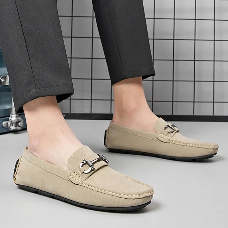 Men's beige lace-up casual shoes with a round toe and rubber sole, made from cowhide leather.