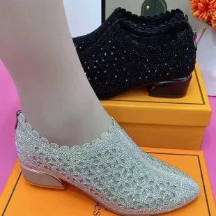 Women's chunky heel shoes with frosted hollow out canvas upper, round toe, black colour