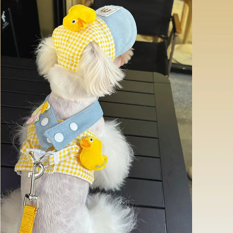 Pet harness and leash set with wire rope, cute hat, and three-piece cat clothes for small dogs and cats.