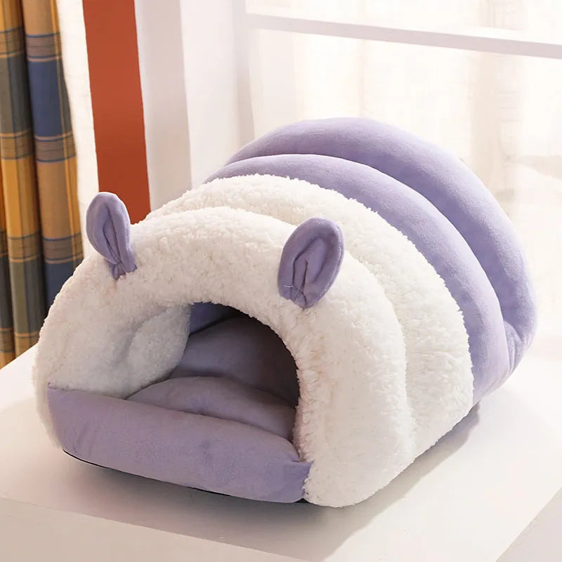 Closed cat nest with tunnel entrance in blue colour with removable washable cover