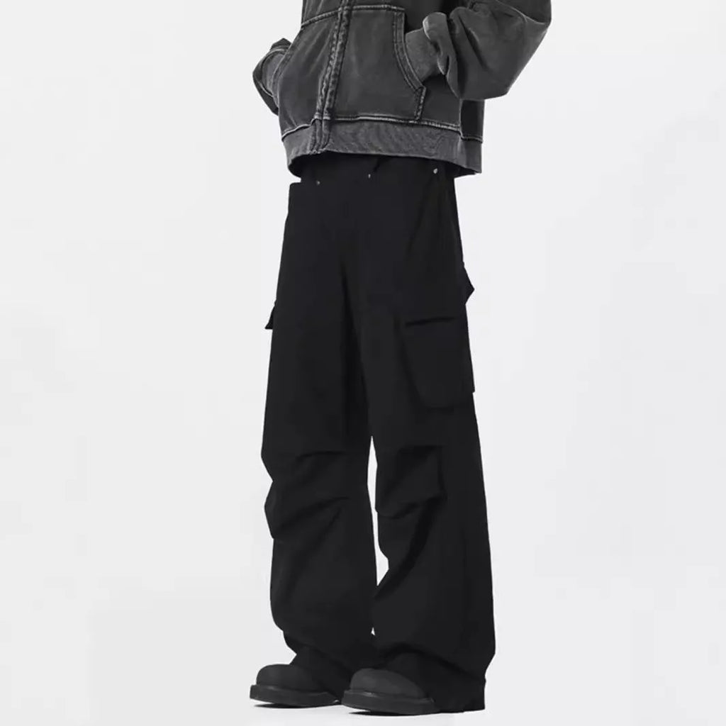 Men's straight-leg trousers in retro style with high waist and button fly