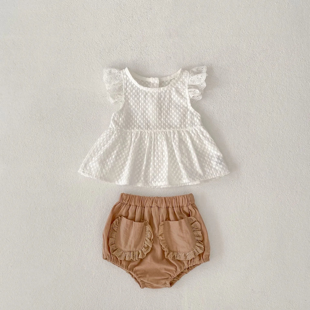 Baby girl flying sleeve top and bloomer shorts two-piece cotton set in creamy white with lace trim