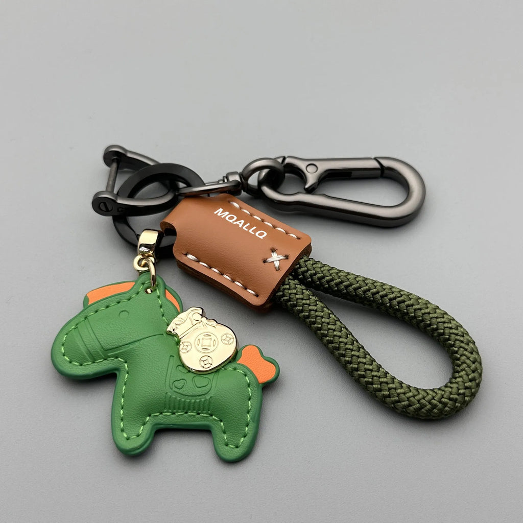 Handmade cowhide car key ring pendant with zinc alloy belt buckle and flanelle rope