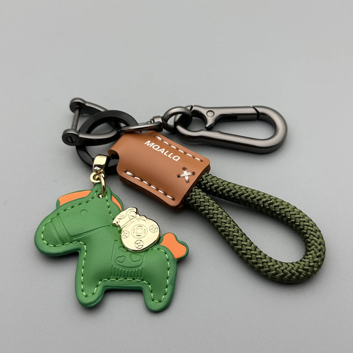Handmade cowhide car key ring pendant with zinc alloy belt buckle and flanelle rope