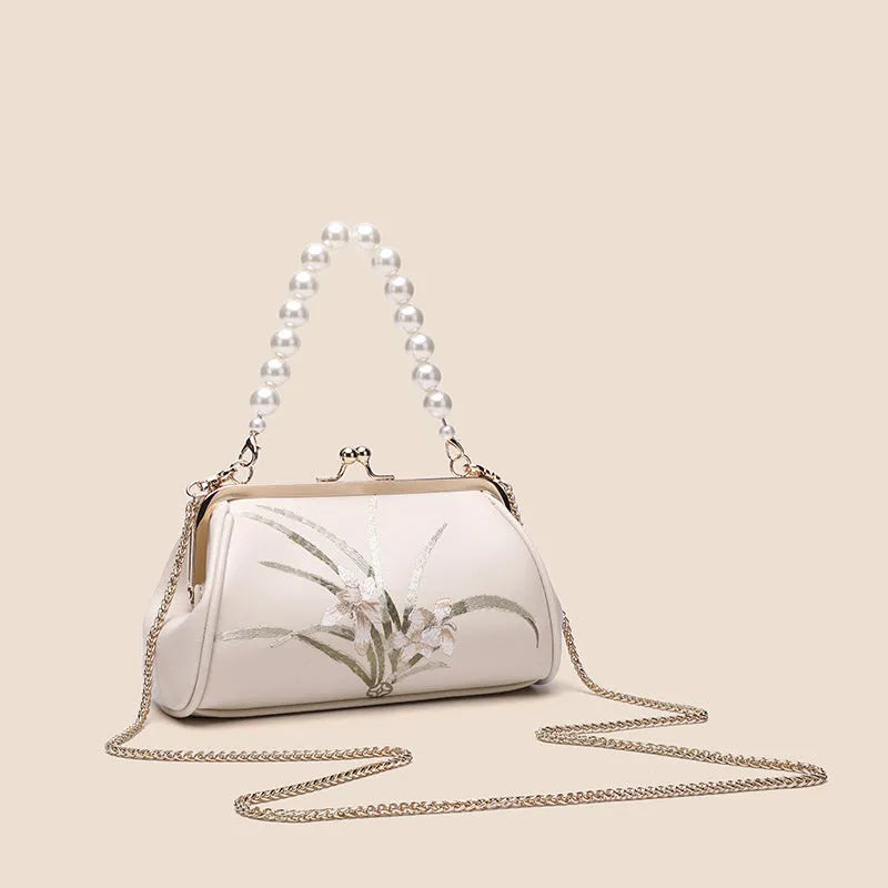 Beige PU women's embroidered shell shape shoulder bag for casual wear