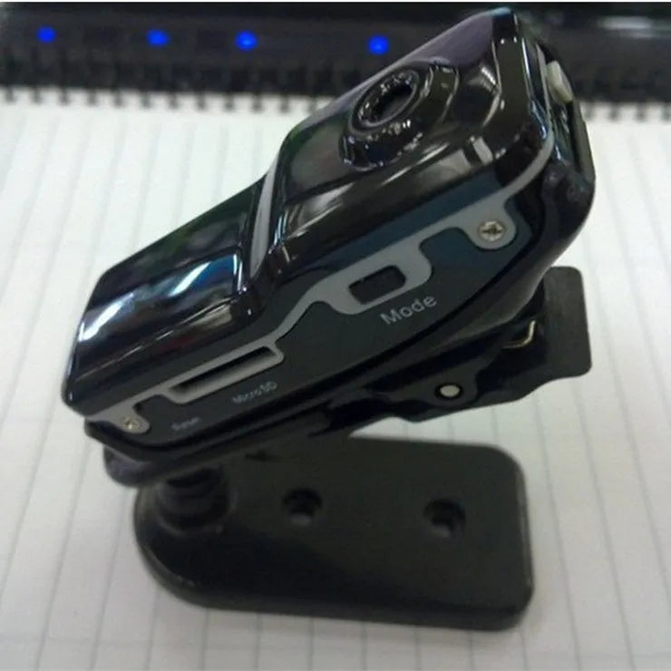 Mini HD MD80 mini DV camera in black with clip-on adapter and USB cable