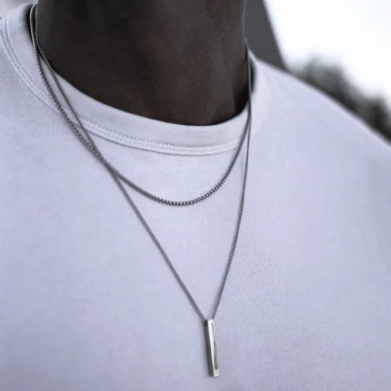 Crystal necklace for men with alloy silver pad finish in European American style