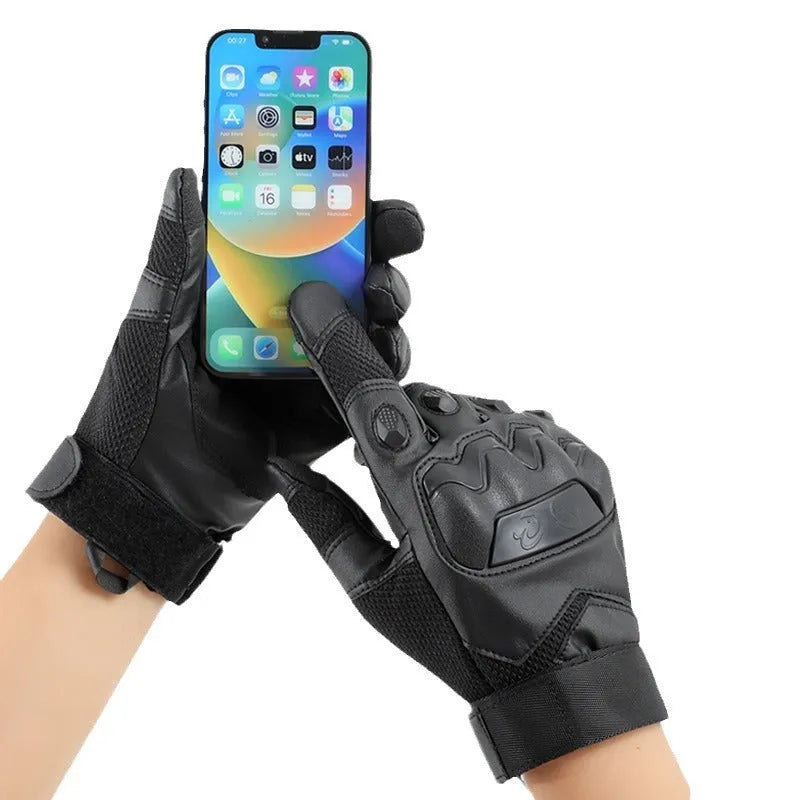 Men's black tactical training full finger gloves with touchscreen fingertips and knuckle protection