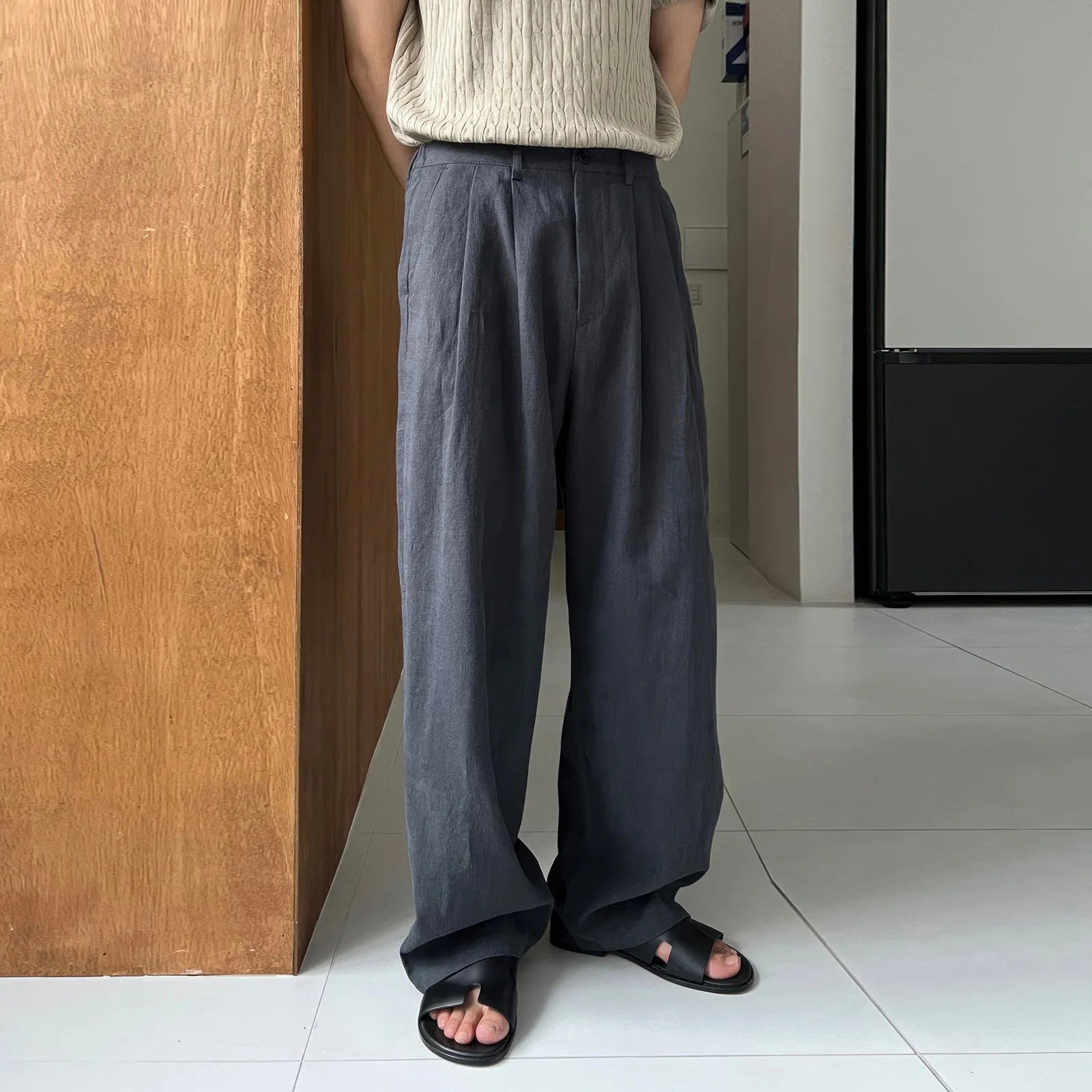 Army green men's leisure trousers with drawstring waist in Japanese style