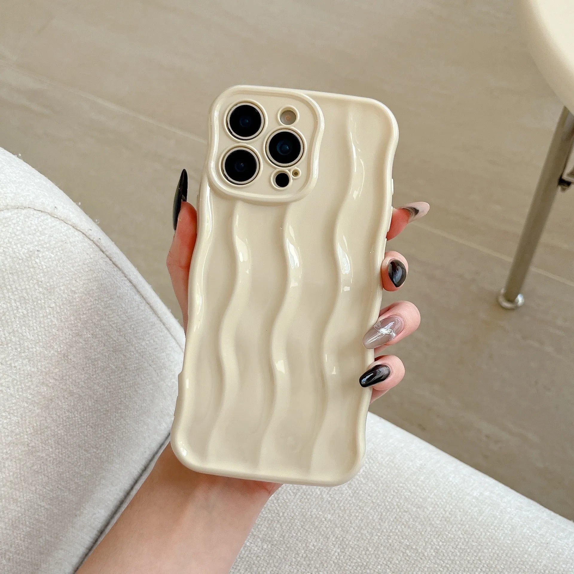 Electroplated wave stripe protective back cover case for iPhone 17 in various colours.