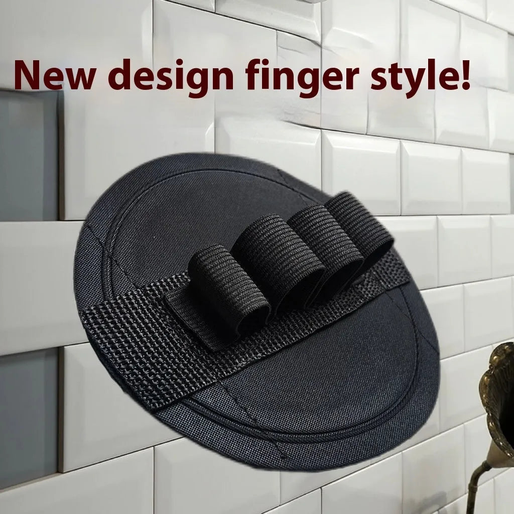 Rubber finger-style bath gadget for women in round cake colour with lace design