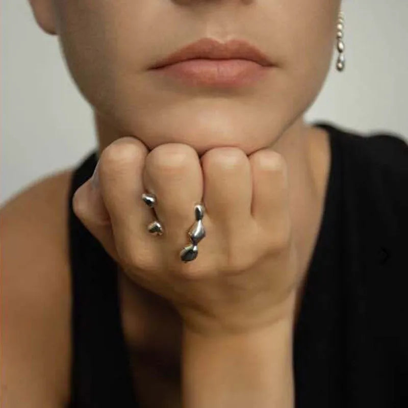 Brass women's fashion ring with spherical design in gold or silver colour