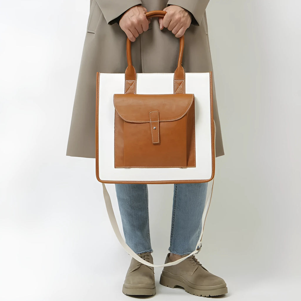 Shoulder messenger bag in black PU leather with vertical square shape and shoulder strap