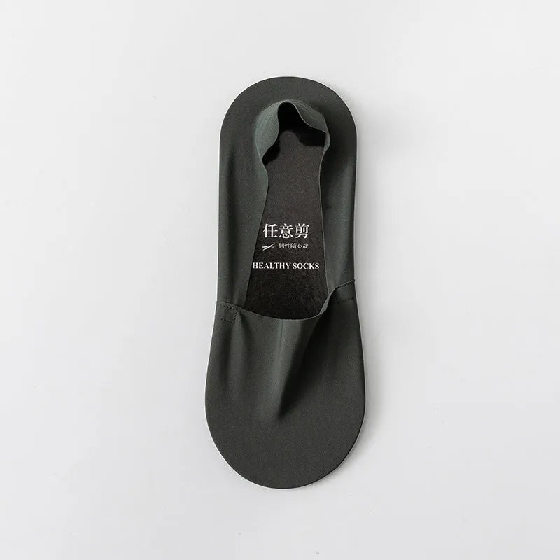 Men's seamless low-cut ankle socks in ice silk fabric with pure cotton bottom section