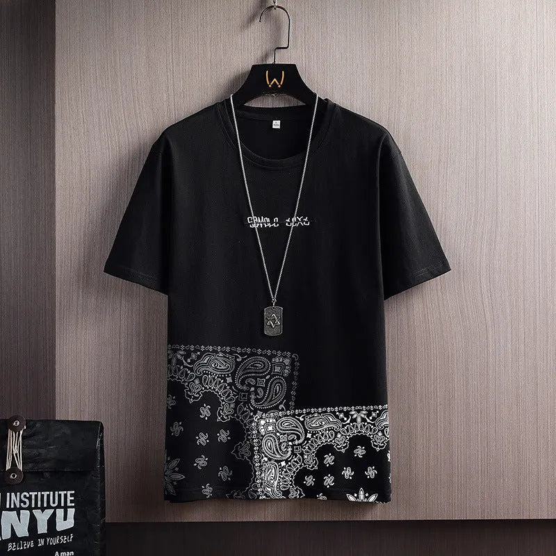 Men's loose fit short-sleeve round neck T-shirt with geometric print in black colour option