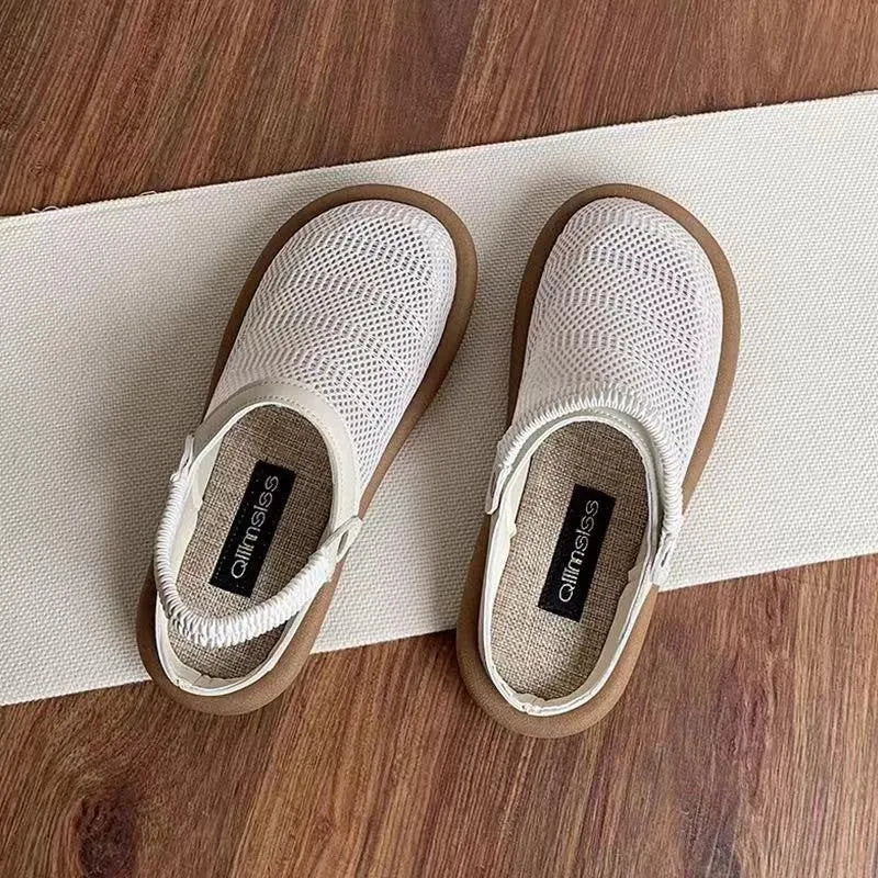 Breathable linen slip-on shoes with mesh lining and rubber soles in milky white colour