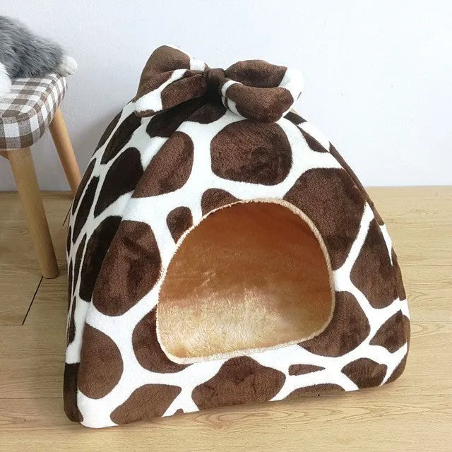 Flannel sponge yurt pet nest in khaki colour for small dogs and cats, enclosed warm design