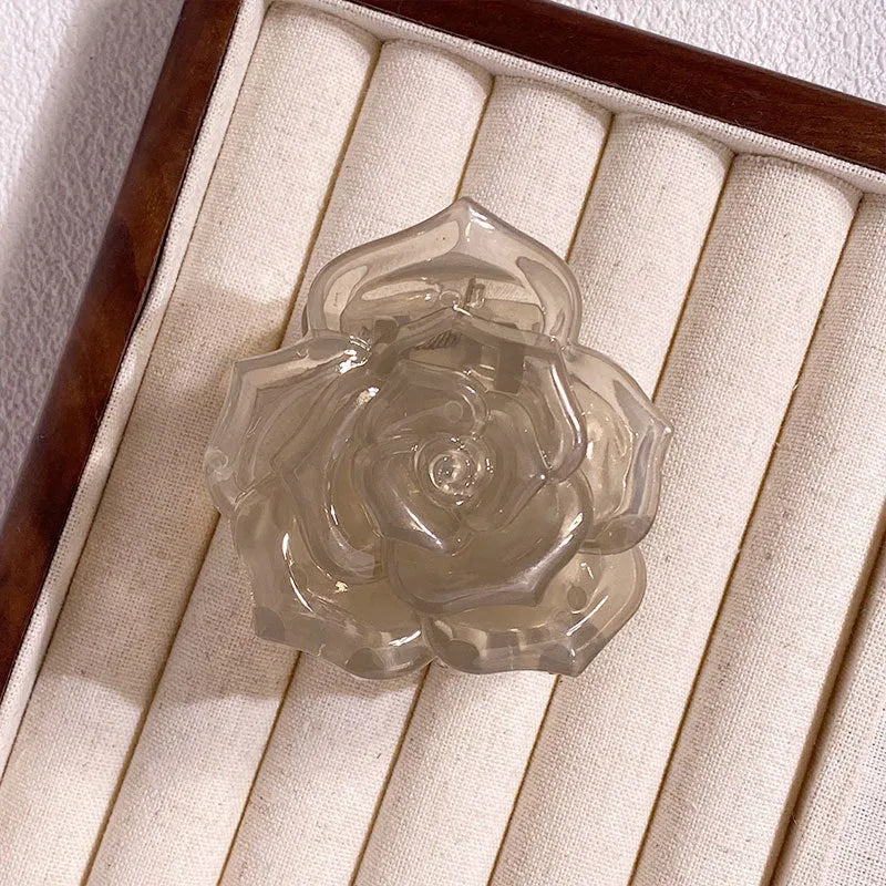 Retro three-dimensional rose grip camellia back head half tie hairpin for women in 6cm size