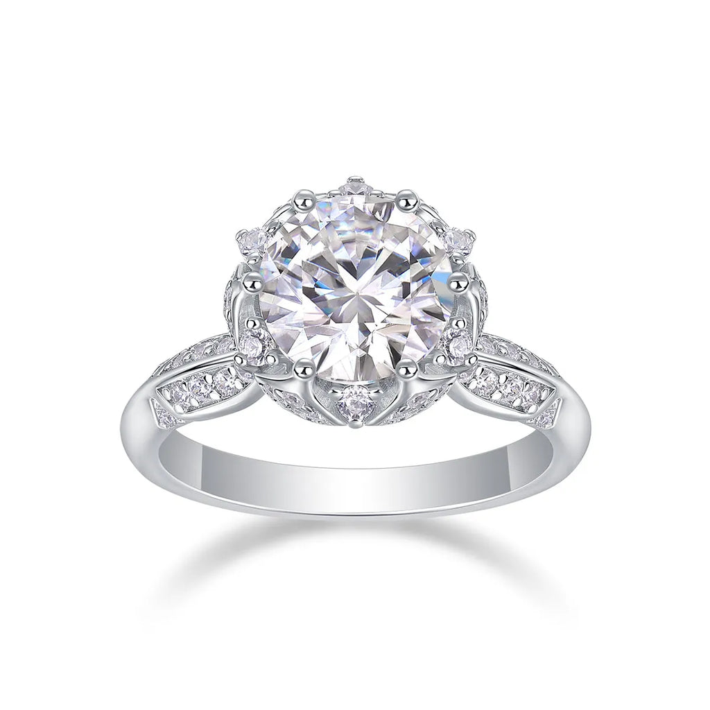 Life Theater 2 carat moissanite wedding ring set S925 silver platinum plated on white background