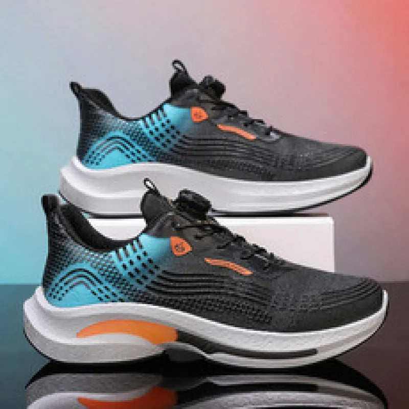 Men's low-top mesh sneaker with rotating buckle closure in black and blue colour combination