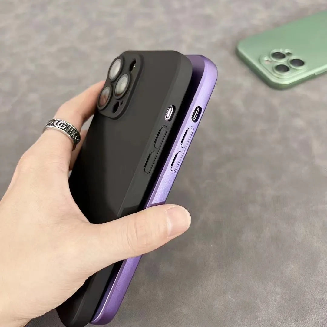 Solid colour electroplated mirror frosted TPU phone case for iPhone 13 to 15 series in black with textured finish