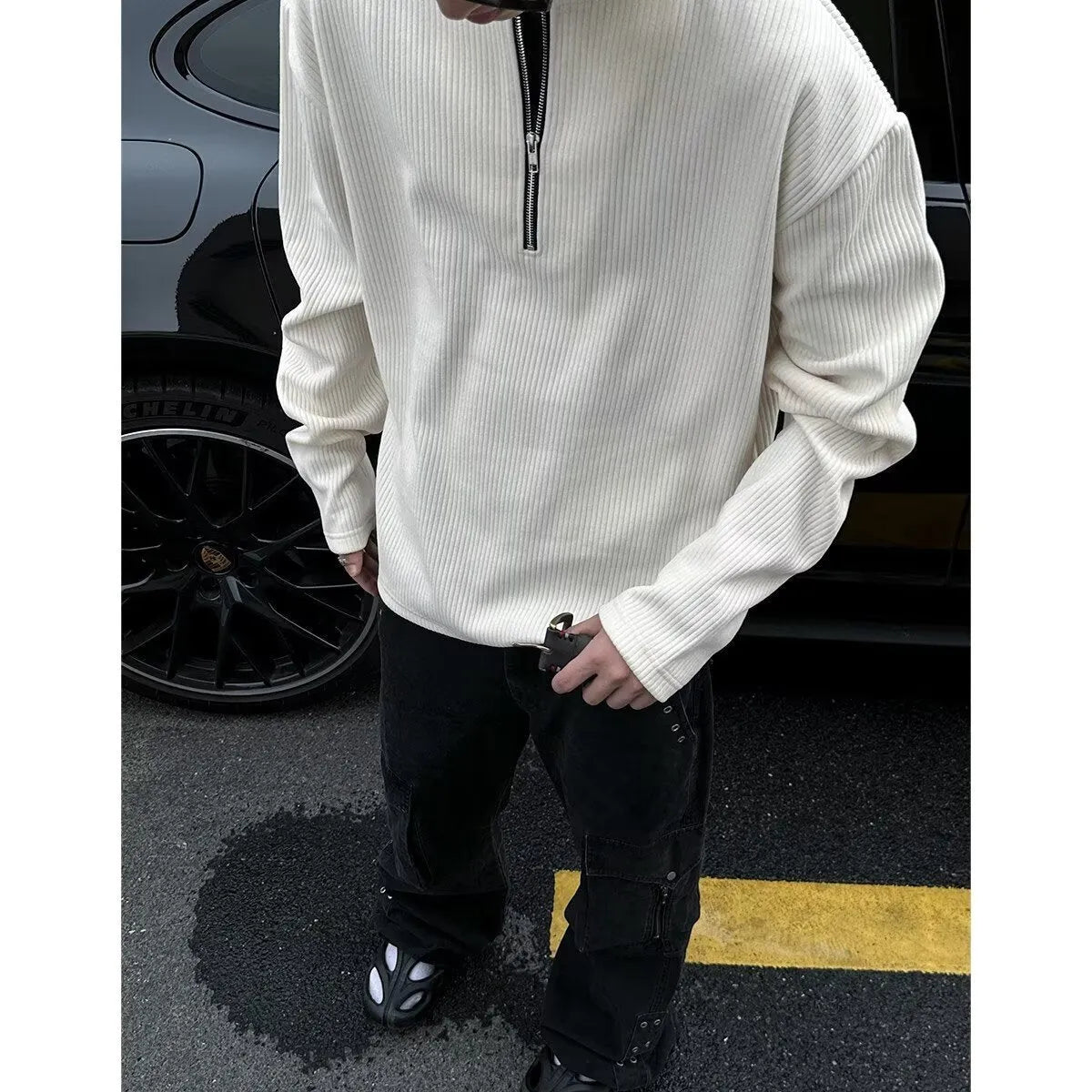 Solid colour loose fit pullover top with long sleeves in grey, black or apricot