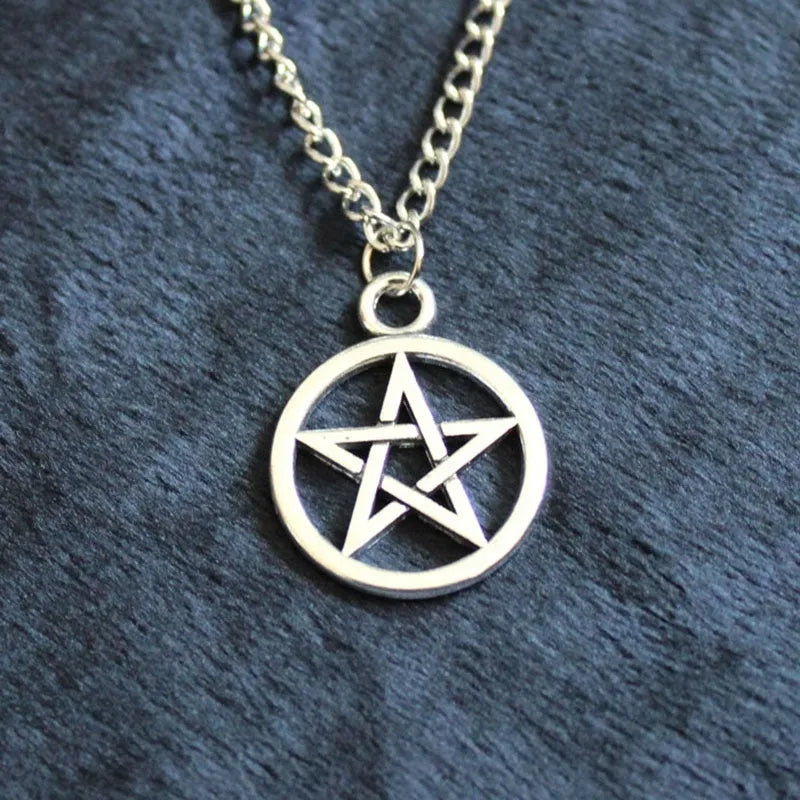 Vintage pentagram necklace with alloy pendant and adjustable chain in bronze finish