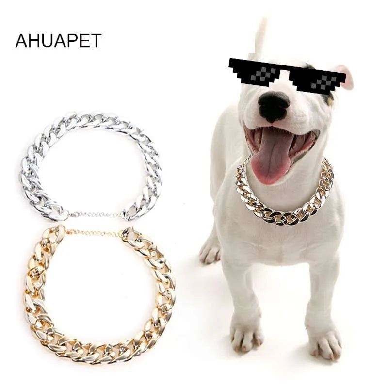Geometric plastic resin dog collar chain necklace in gold or white on a small dog model