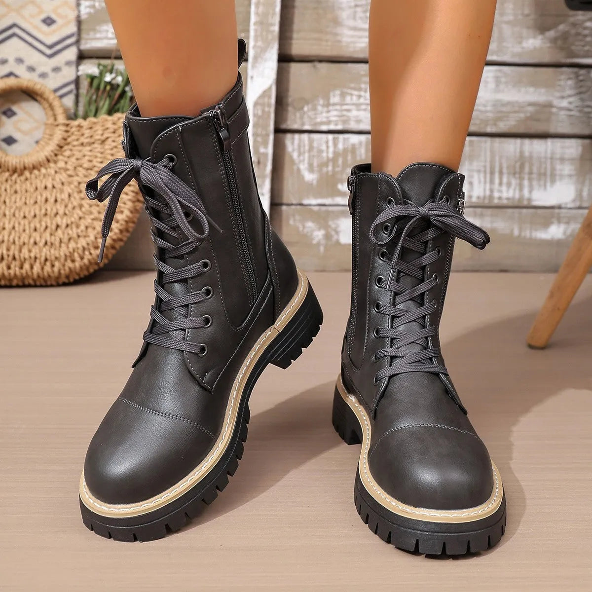 Women's solid colour cowhide low heel middle boots in black