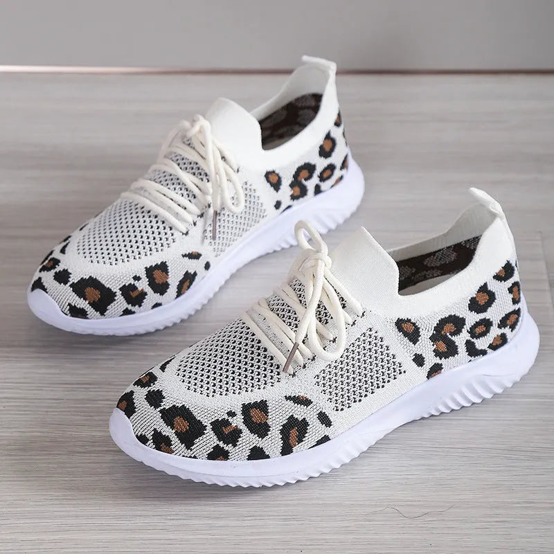 Women's flyweave summer sports casual shoe in blue, sizes 36-41, breathable and lightweight
