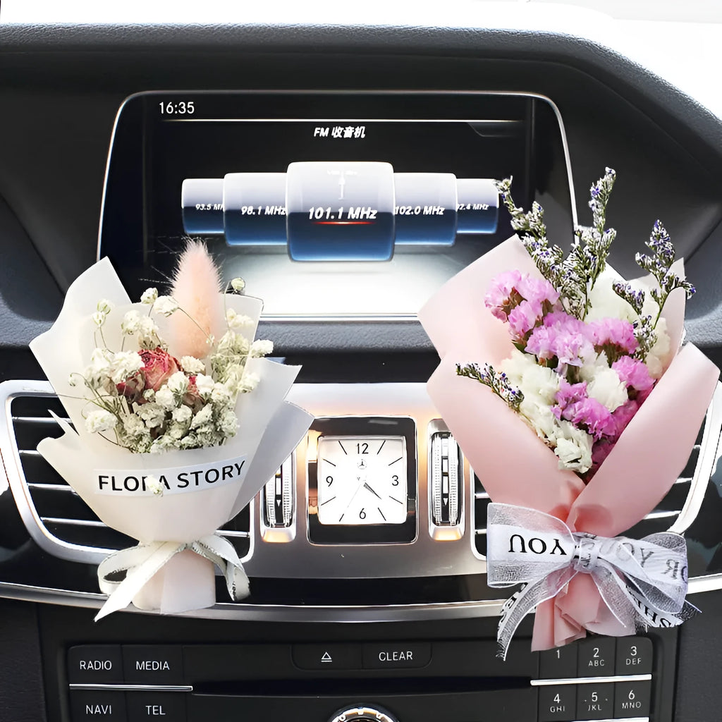 Mini dried flower bouquet for car vent attachment in multiple colour and style options