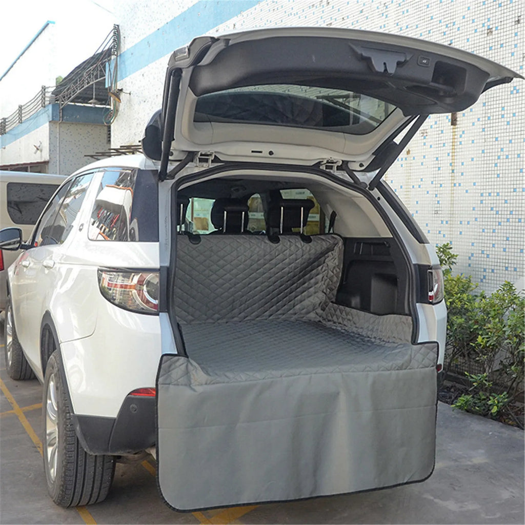 Waterproof pet car mat in black made from 600D Oxford cloth, size 133x204 cm