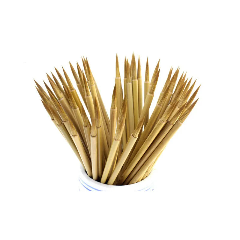 Traditional Langhao Chinese calligraphy brush with wolf hair nib for detailed ink painting