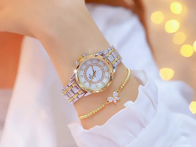 Women's diamond-set quartz wristwatch round alloy case 32mm gold finish mineral glass