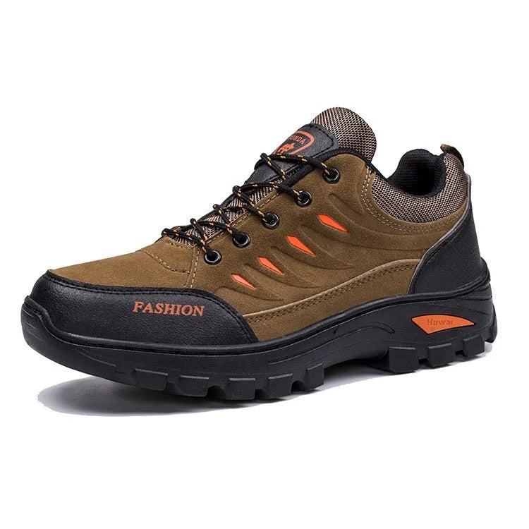 Men's brown suede hiking shoes with round toe and lace-up front