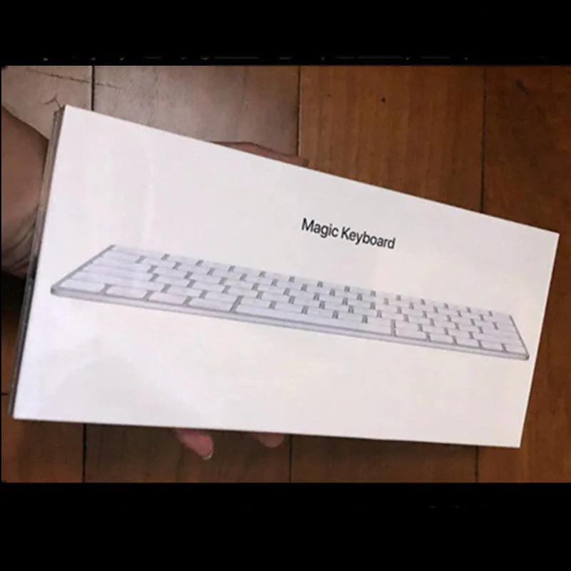 Apple G6 white Bluetooth wireless keyboard with ultra-thin metal construction