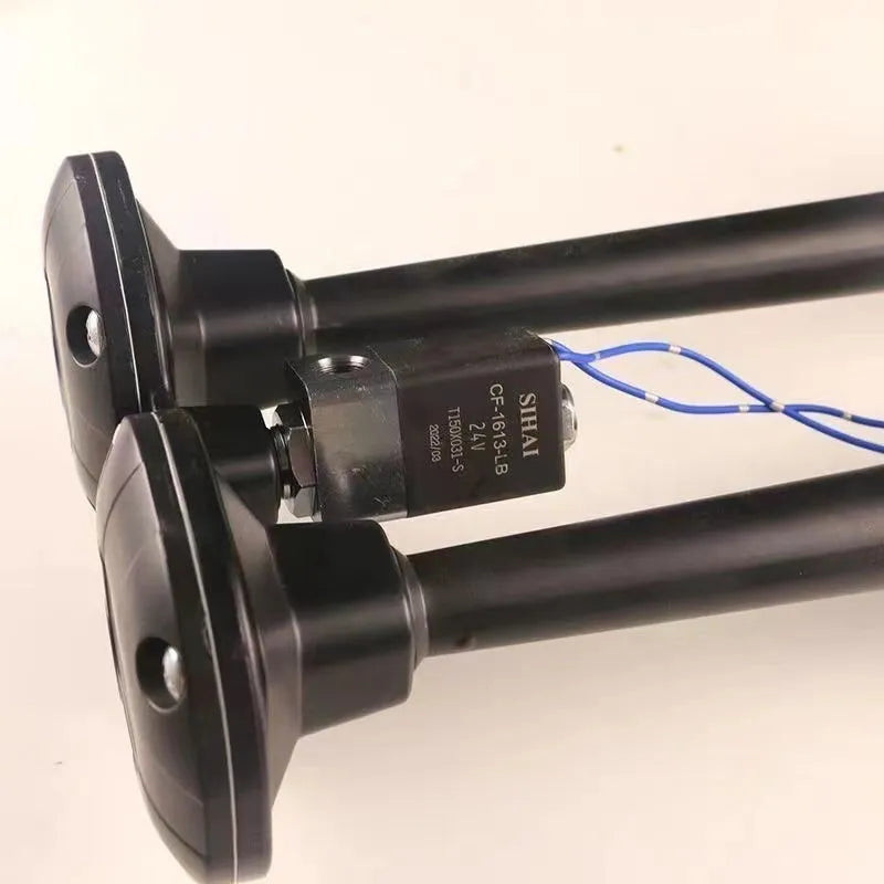 Black dual trumpet air horn and compressor kit for 12V and 24V car and truck vehicles