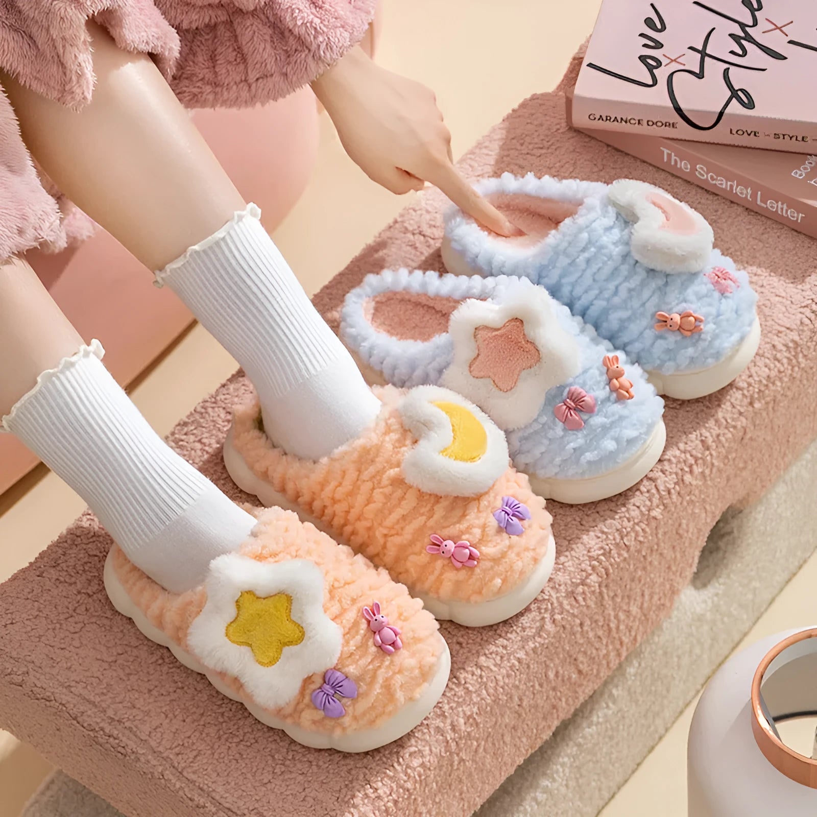 Women's light blue cartoon animal pattern fleece-lined slippers with round toe and PVC sole