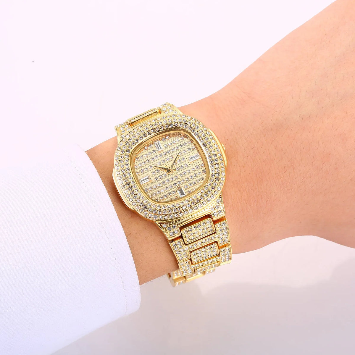 Women's fashion diamond watch with 37mm dial and alloy strap in golden finish