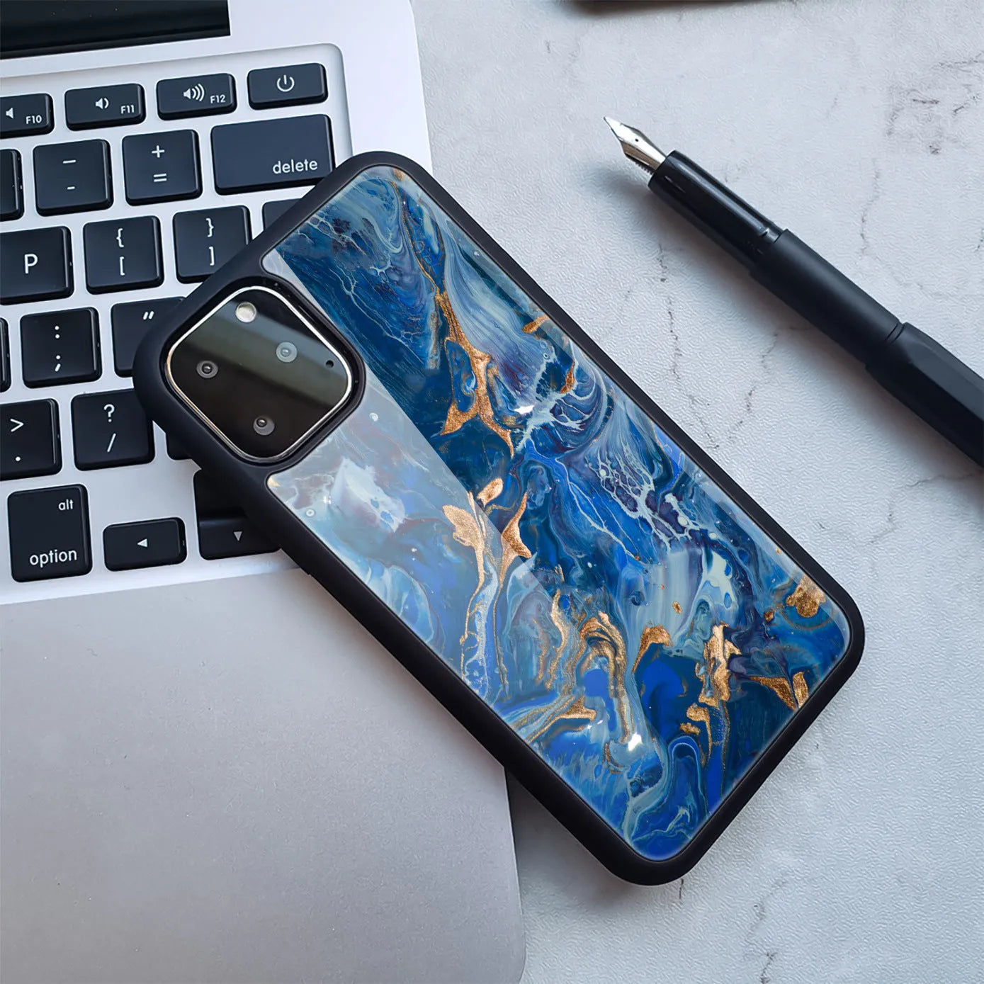Marble design plastic back cover case for iPhone on a table