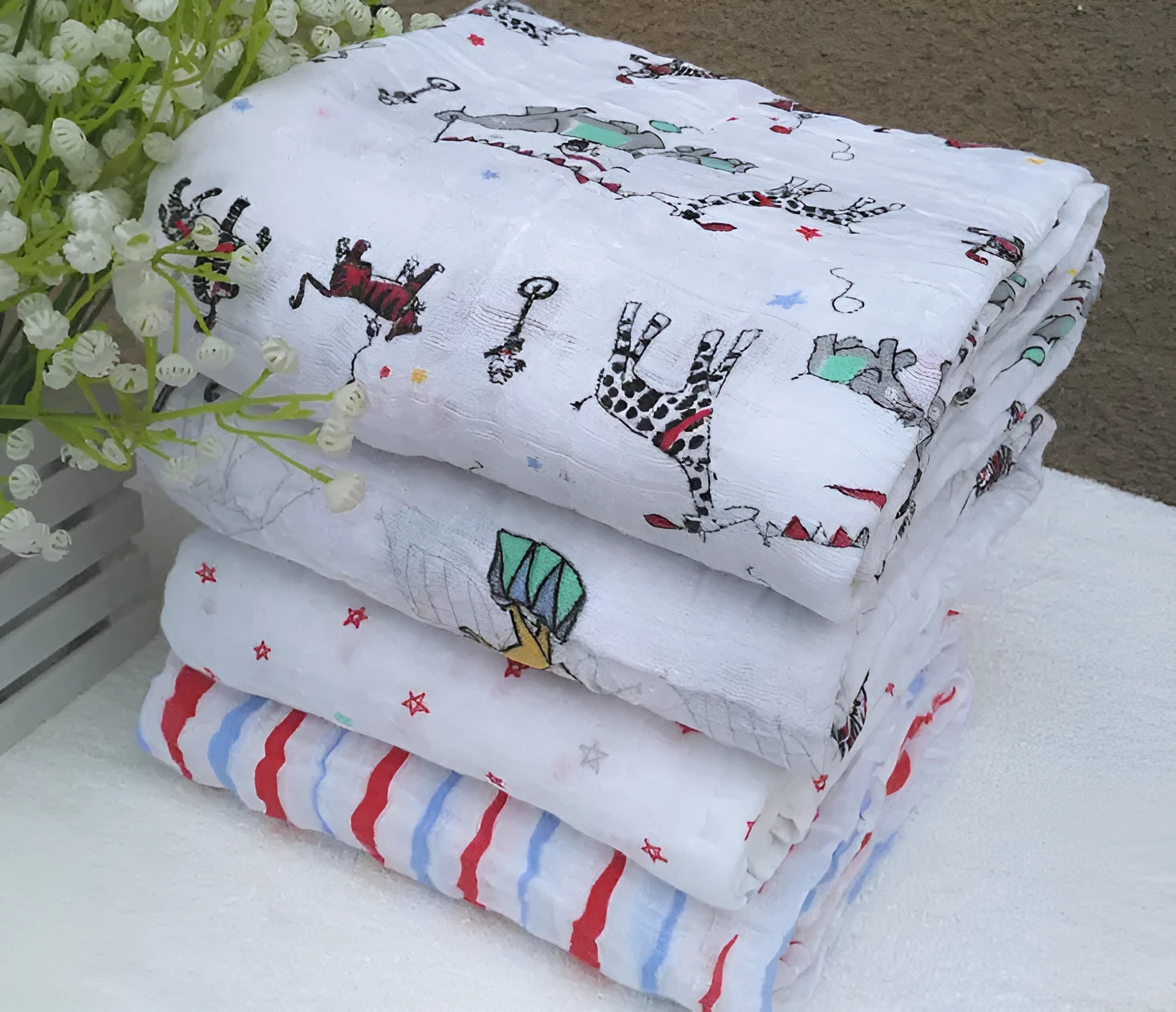 Cotton gauze baby blanket 120x120cm with combed cotton large grid print