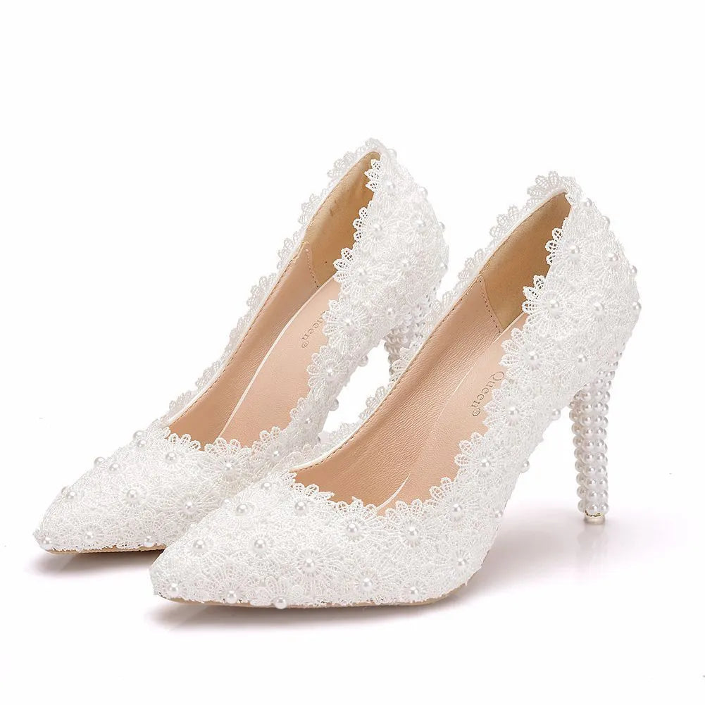 White pearl lace wedding shoes with stiletto heel and pointed toe