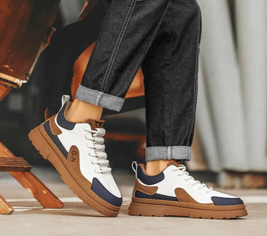 Black and white summer platform casual sneakers with thick rubber sole for height increase