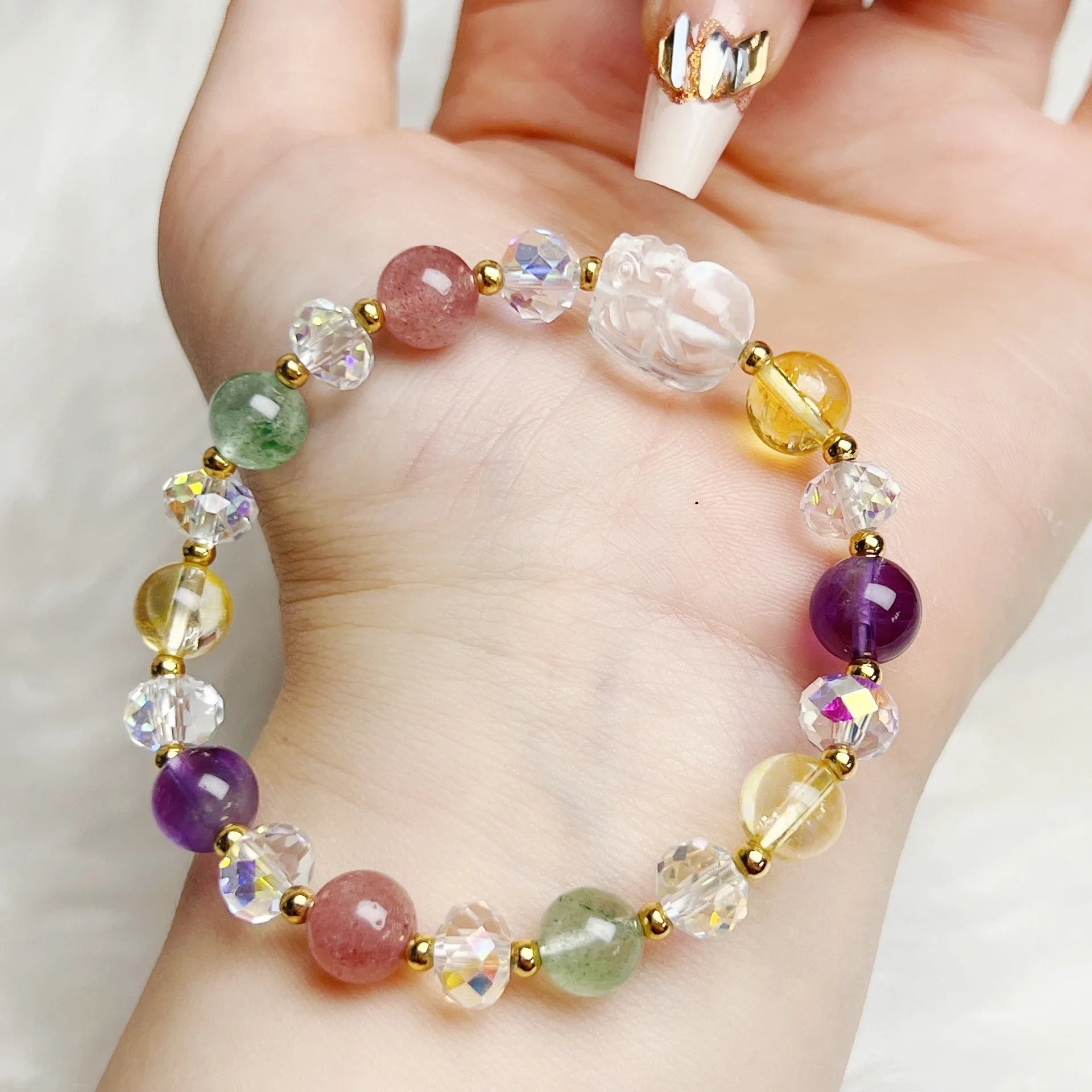 Women's crystal bracelet with manual crafted nine tail fox animal zodiac design