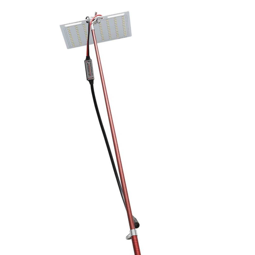 IP68 waterproof LED fishing rod light with telescopic pole and remote control on a 12V battery.