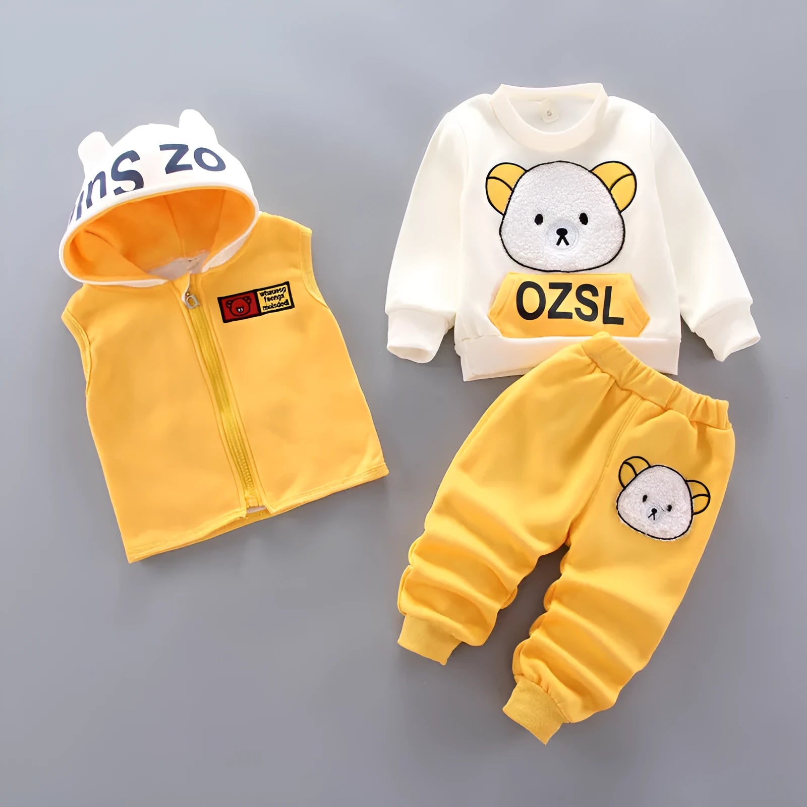Children's thick three-piece cotton suit in bear blue with top, trousers and extra piece for toddlers aged 0-4 years