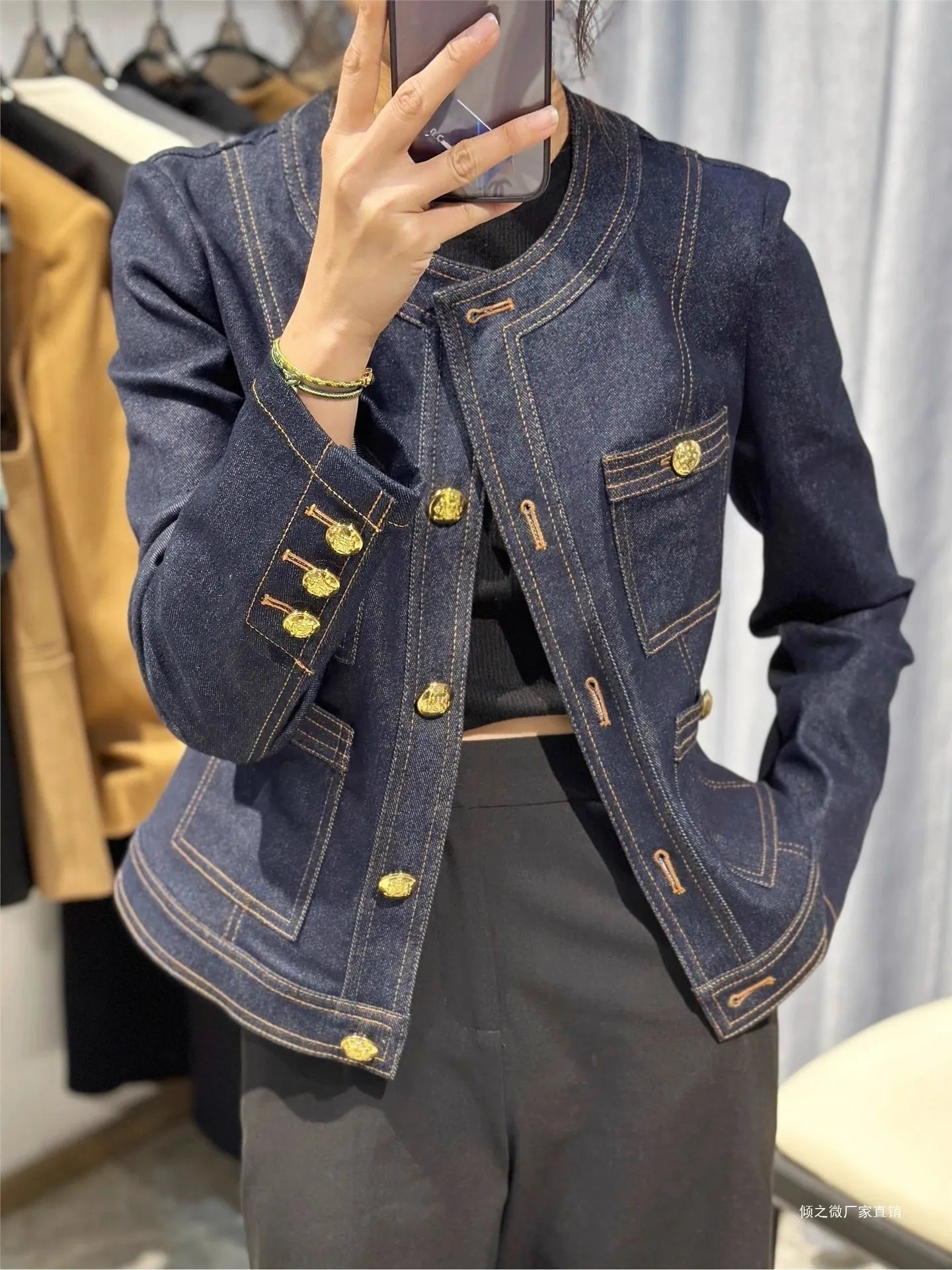 Dark blue sleeveless denim short coat for women in chenille fabric with spandex stretch, early autumn style