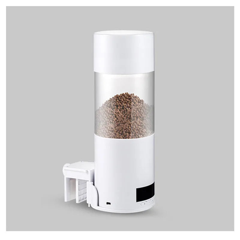 White ABS automatic fish feeder for aquarium tank with 24-hour timer, 9x9x18cm size