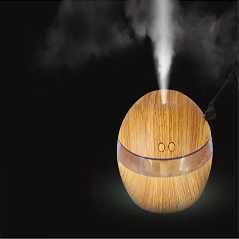 Brown wood grain USB humidifier with 200ml water tank measuring 90x80x5mm